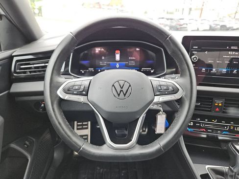Used 2025 Volkswagen Jetta Sport FWD image 24