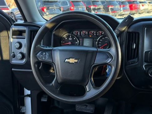 Used 2018 Chevrolet Silverado 1500 Custom image 7