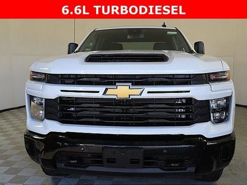 New 2025 Chevrolet Silverado 2500 Custom w/ Custom Value Package image 2