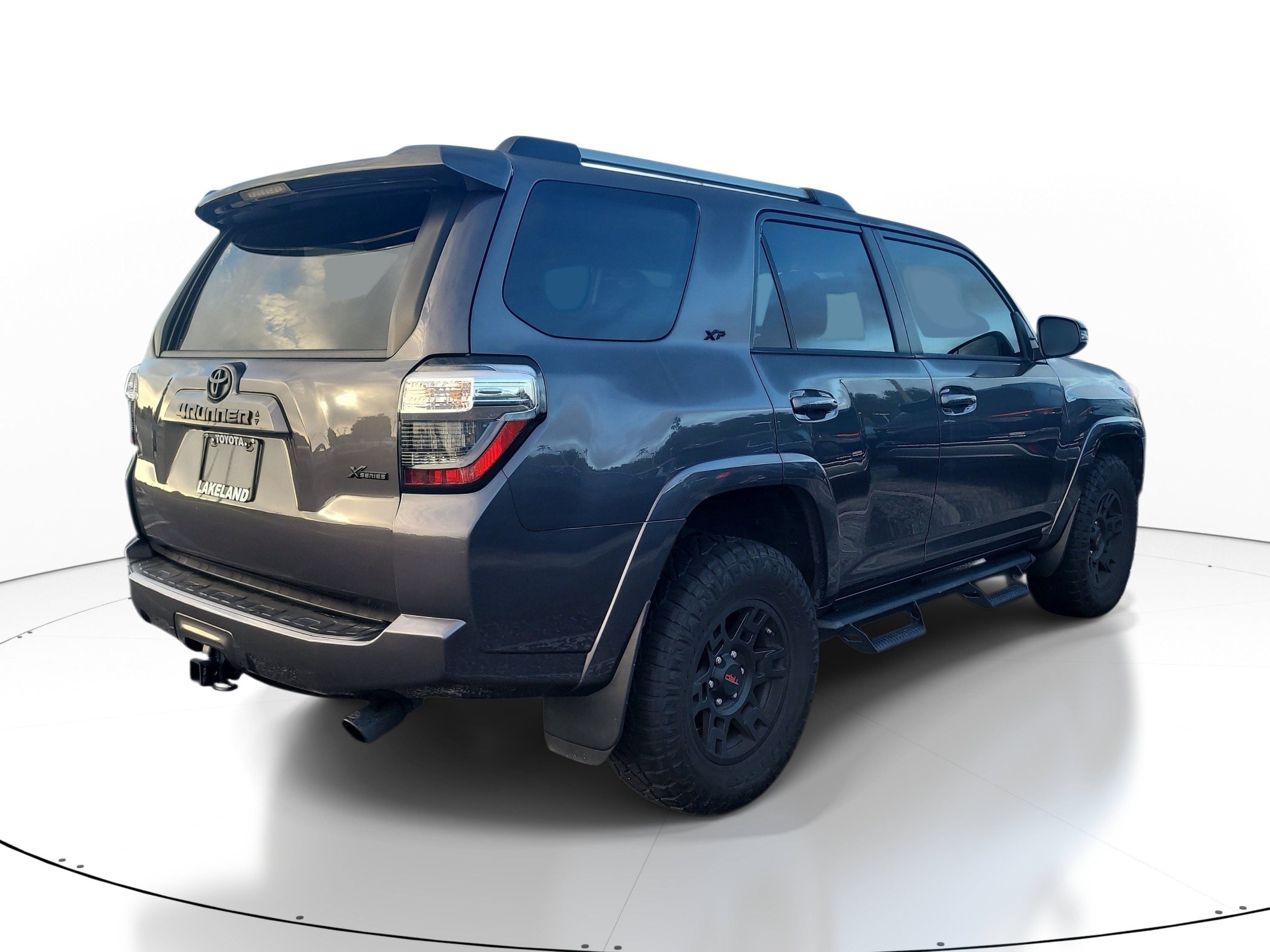 Used 2021 Toyota 4Runner SR5 Premium w/ Moonroof Package AWD/4WD image 7