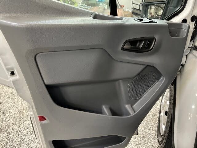 Used 2017 Ford Transit 350 XLT RWD image 19