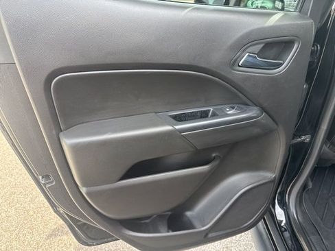 Used 2017 Chevrolet Colorado ZR2 image 20