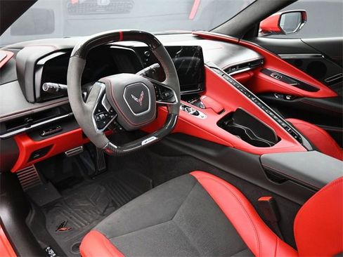 Used 2024 Chevrolet Corvette Z06 w/ Z07 Performance Package image 13