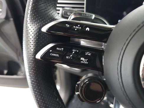 Used 2025 Mercedes-Benz GLS 63 AMG 4MATIC image 11