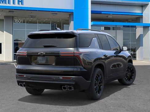 New 2026 Chevrolet Traverse LT w/ Midnight/Sport Edition AWD/4WD image 4