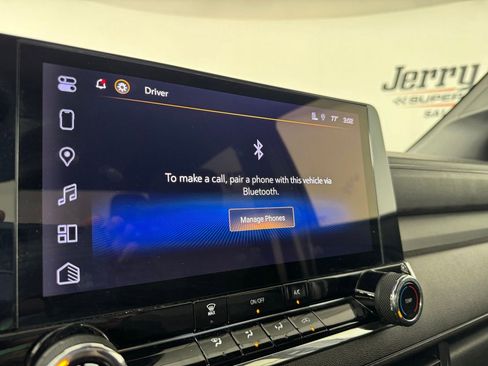 Used 2023 Chevrolet Colorado W/T RWD image 19
