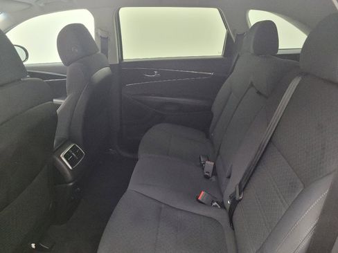 Used 2017 Kia Sorento AWD w/ LX V6 Convenience Package image 18