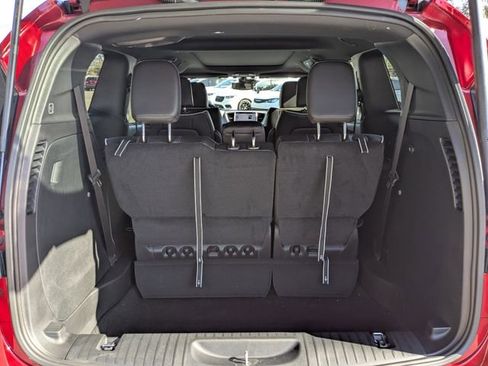 New 2026 Chrysler Pacifica Limited w/ S Appearance Package FWD image 13