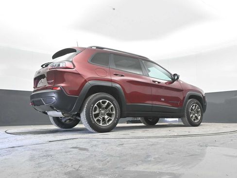 Used 2021 Jeep Cherokee Trailhawk w/ Sun, Sound & Nav Group AWD/4WD image 33