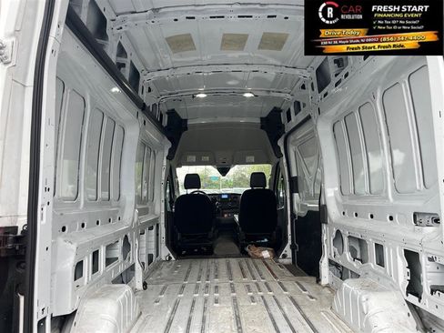 Used 2024 Ford Transit 250 148 High Roof AWD image 9