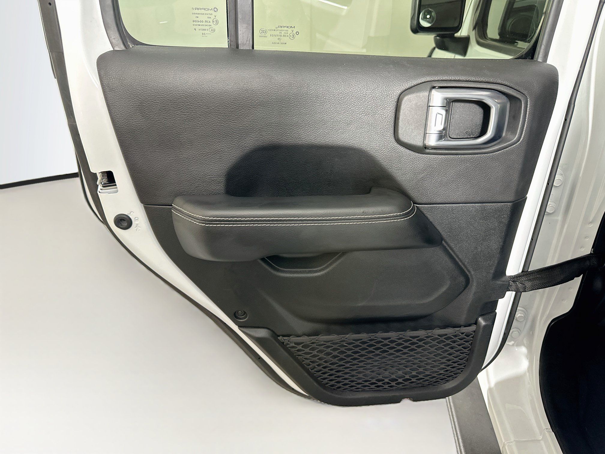Used 2020 Jeep Wrangler Unlimited Sahara AWD/4WD image 25
