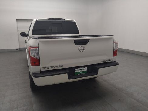 Used 2018 Nissan Titan PRO-4X image 6