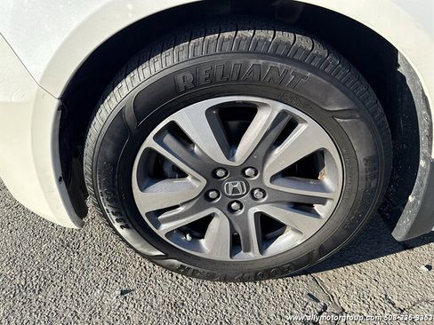 Used 2016 Honda Odyssey Touring Elite image 10