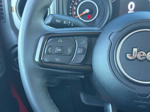 Used 2025 Jeep Wrangler Unlimited Sport AWD/4WD image 27
