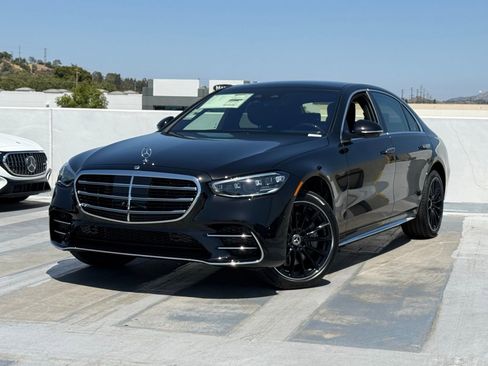 New 2026 Mercedes-Benz S 500 4MATIC image 2