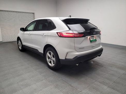 Used 2020 Ford Edge SE image 5