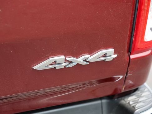 Used 2019 RAM 1500 Big Horn AWD/4WD image 12