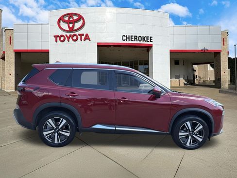 Used 2023 Nissan Rogue Platinum w/ Platinum Premium Package AWD/4WD image 4