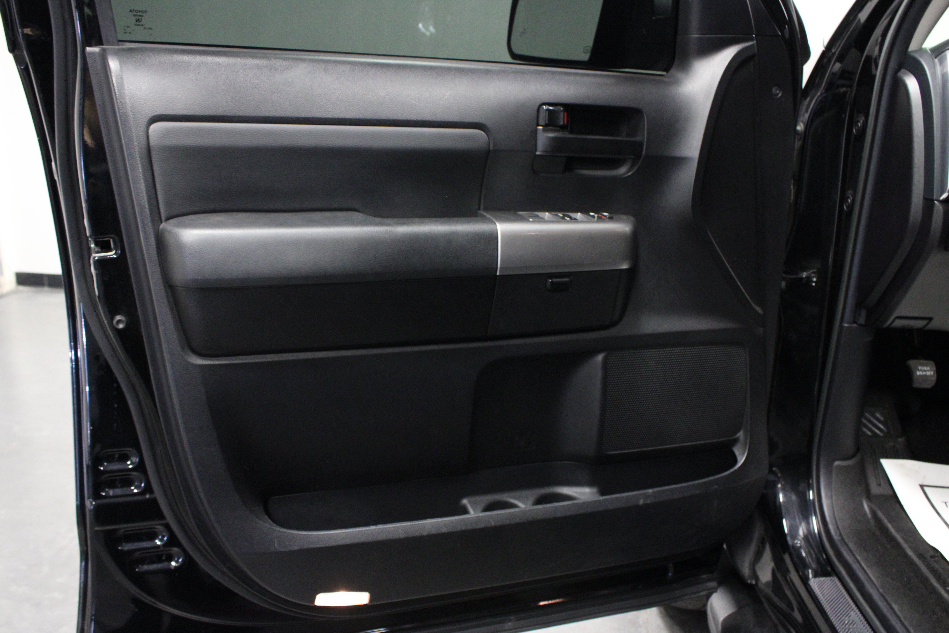 Used 2021 Toyota Sequoia TRD Sport w/ TRD Sport Premium Package AWD/4WD image 11