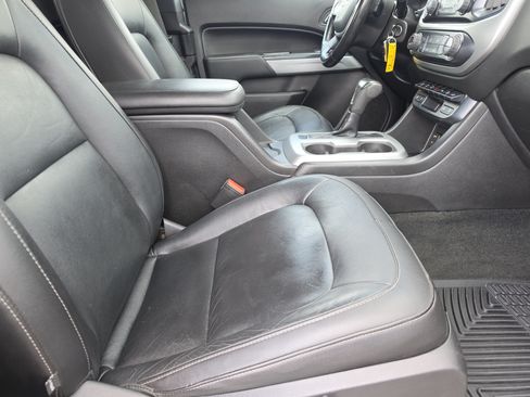 Used 2018 Chevrolet Colorado ZR2 w/ ZR2 Midnight Special Edition AWD/4WD image 12
