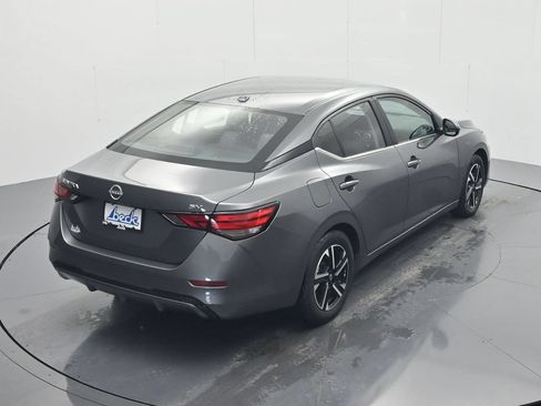 Used 2024 Nissan Sentra SV FWD image 32