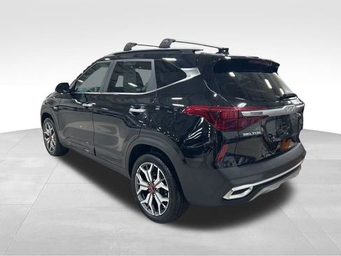 Used 2023 Kia Seltos SX image 4