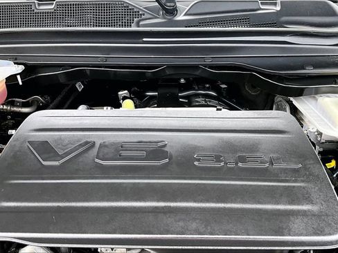 Used 2025 RAM 1500 Lone Star RWD image 32