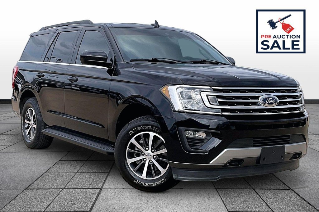 Used 2020 Ford Expedition XLT AWD/4WD image 2