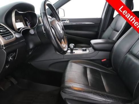 Used 2014 Jeep Grand Cherokee Limited w/ Trailer Tow Group IV AWD/4WD image 16