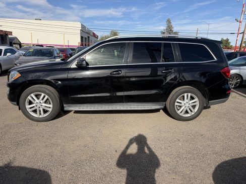 Used 2015 Mercedes-Benz GL 450 4MATIC image 8