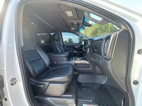 Used 2020 Chevrolet Silverado 1500 RST w/ Texas Edition AWD/4WD image 13