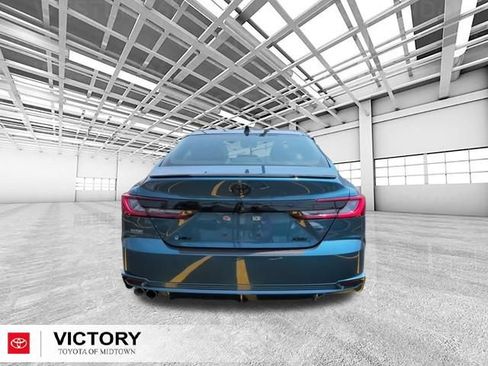 Used 2025 Toyota Camry XSE FWD image 4