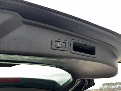 Used 2014 Subaru Forester 2.5i Touring image 24