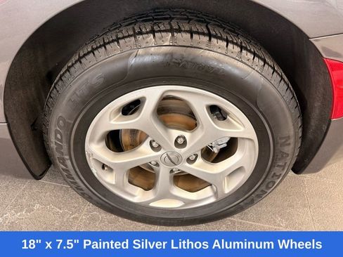 Used 2023 Chrysler Pacifica Limited image 46