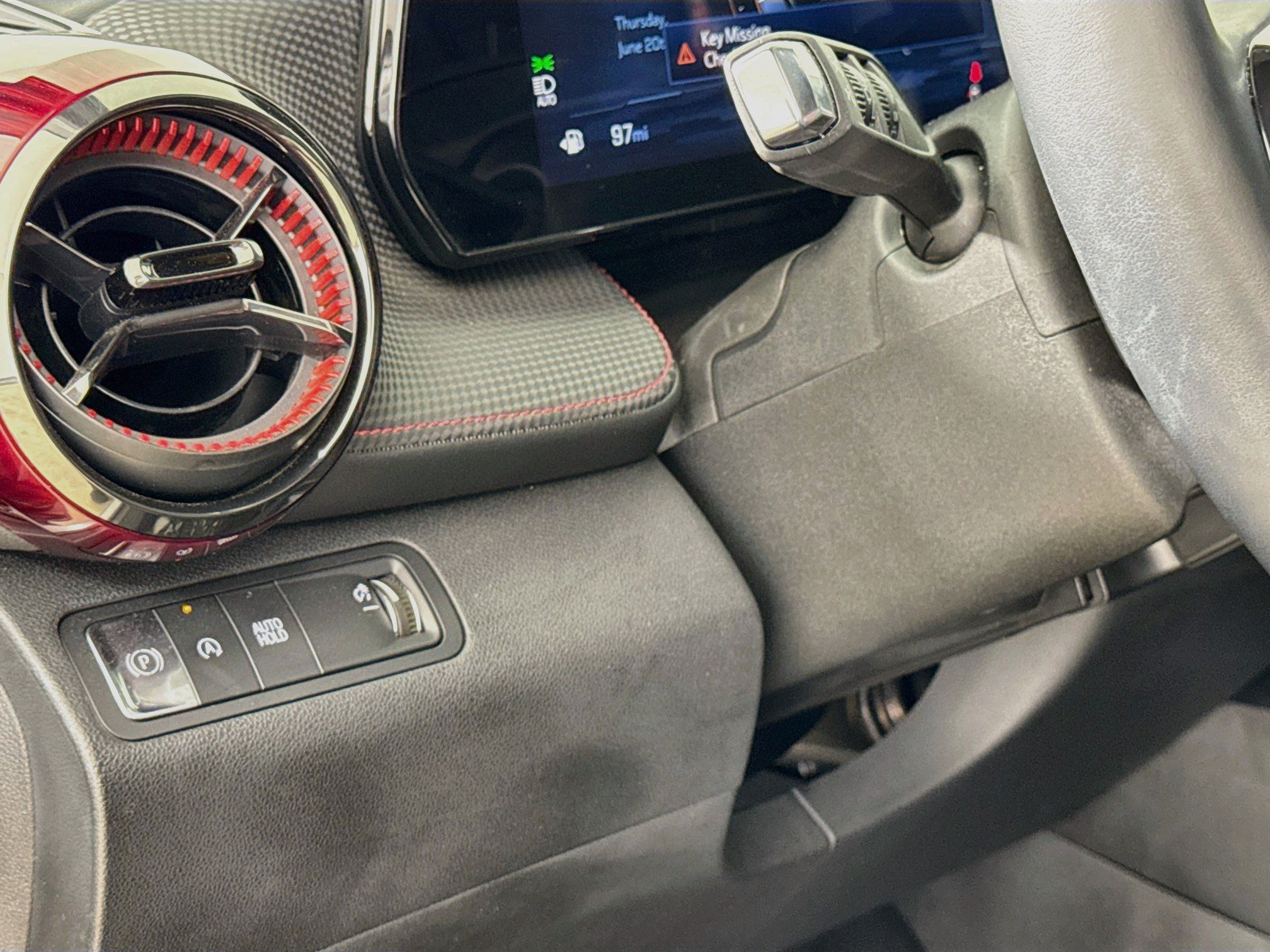 Used 2025 Chevrolet Equinox RS w/ Safety and Technology Package FWD image 12