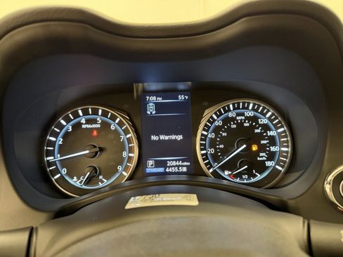 Used 2022 INFINITI Q60 3.0t Luxe w/ Essential Package image 20