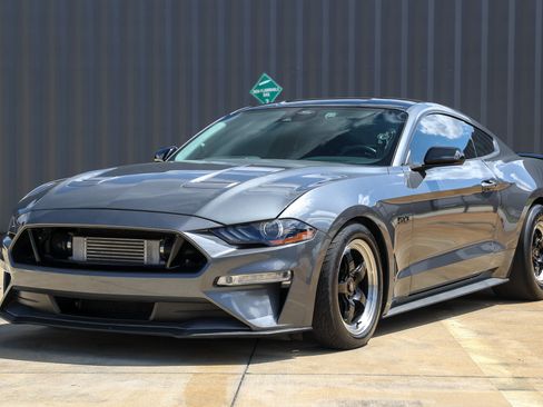 Used 2021 Ford Mustang GT w/ Black Accent Package RWD image 4