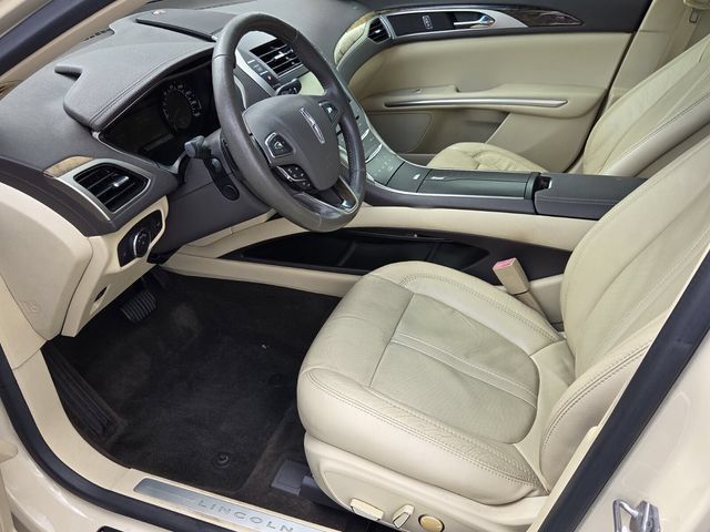 Used 2014 Lincoln MKZ w/ Equipment Group 102A Reserve FWD image 9