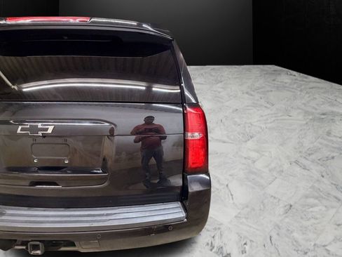 Used 2019 Chevrolet Tahoe LT AWD/4WD image 9
