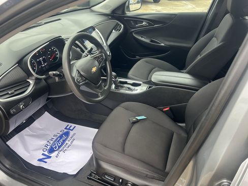 Used 2024 Chevrolet Malibu LT image 14