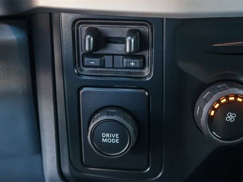 New 2026 Ford F450 XL w/ XL Chrome Package image 31