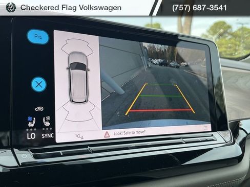 New 2026 Volkswagen Atlas SE image 39