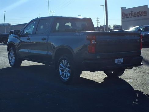 Used 2021 Chevrolet Silverado 1500 Custom w/ LPO, Dark Essentials Package image 5