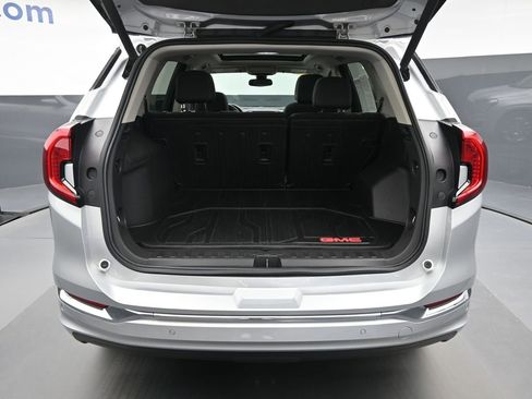 Used 2022 GMC Terrain Denali w/ LPO, Floor Liner Package image 11