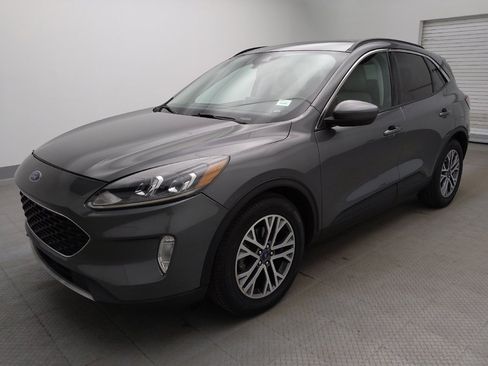 Used 2021 Ford Escape SEL FWD image 2