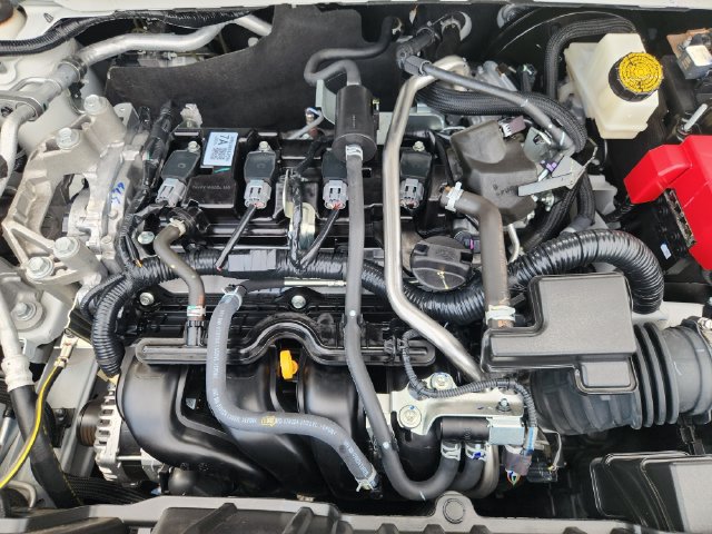 Used 2025 Nissan Kicks SV FWD image 27