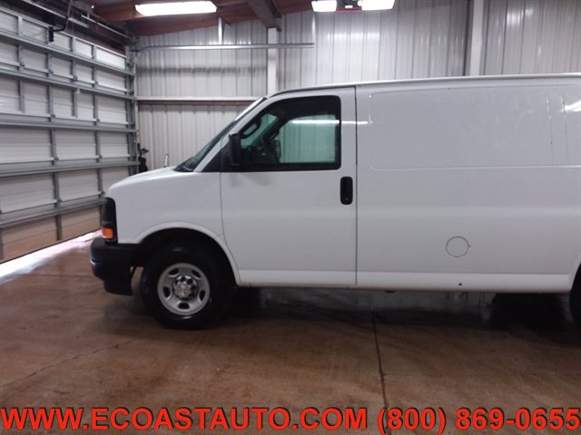 Used 2017 Chevrolet Express 2500 RWD image 6