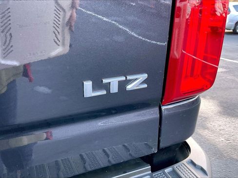 Used 2024 Chevrolet Silverado 3500 LTZ w/ LTZ Convenience Package image 8