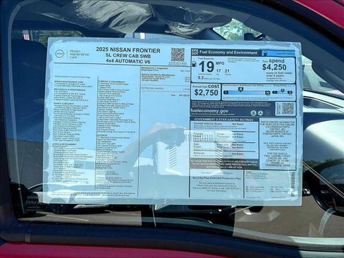 New 2025 Nissan Frontier SL image 18