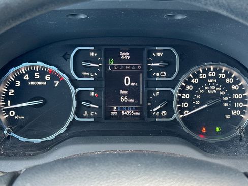 Used 2019 Toyota Tundra SR5 w/ TRD Off Road Package image 22